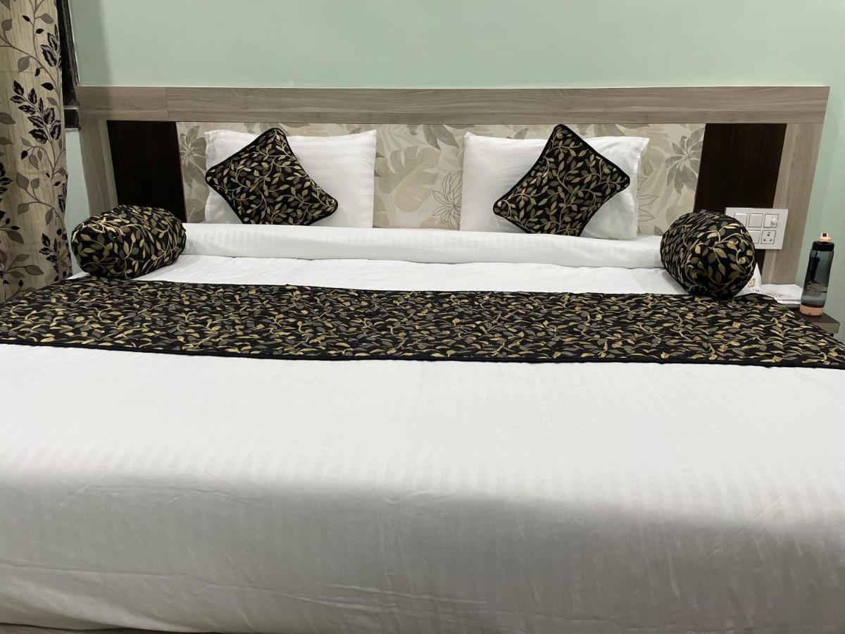 Hotel Teertham Amarkantak Exteriör bild